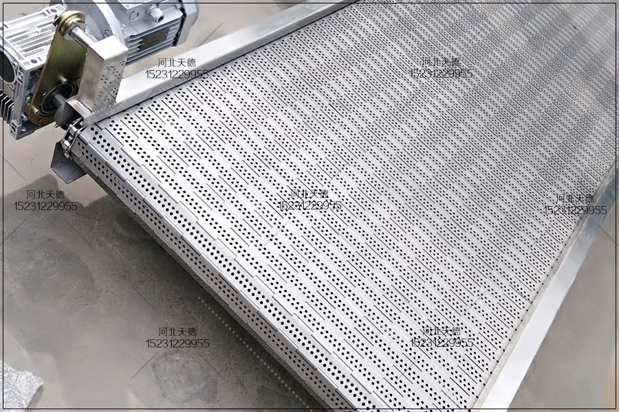 鏈板輸送機(jī)